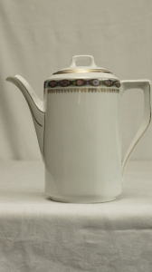 OKAZŁY DZBANEK DO KAWY ZE ŚLICZNĄ BORDIURĄ