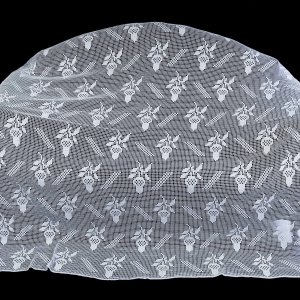 SZYDEŁKO FIRANKA W BIELI DESEŃ W ŻOŁĘDZIE 191 X 188 CM