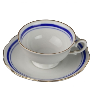 33782 WAWEL UROCZA KLASYCZNA FILIŻANKA DO MOKKI ZE SPODKIEM.jpg