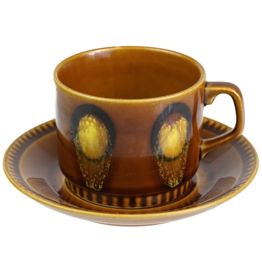 42674 REWELACYJNA CERAMICZNA FILIŻANKA ZE SPODKIEM PAWIE OCZKA LATA 70-TE Dostępność 11 kpl (1).jpg