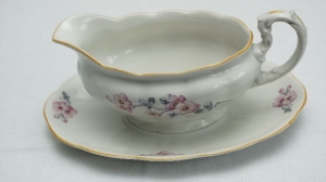 KOENIGSZELT SOSJERA Z KWIATAMI DZIKIEJ RÓŻY