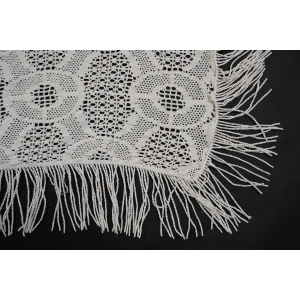 43239 KORONKA MASZYNOWA BIAŁY LEJĄCY STARY OBRUS Z FRĘDZLAMI 130 X 65 CM (4).jpg