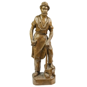 MĘŻCZYZNA Z SIEKIERĄ DRWAL RZEŹBA DREWNIANA 59 cm