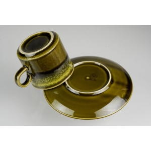 44401 COLDITZ CERAMICZNA FILIŻANKA ZE SPODKIEM W OLIWKOWEJ ZIELENI Dostępność 9 kpl (6).jpg