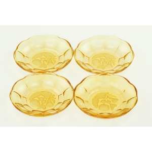 45266 WALTHER HERMANN KOMPLET CZTERECH BURSZTYNOWO-ŻÓŁTYCH TALERZYKÓW OWOCOWYCH (6).jpg