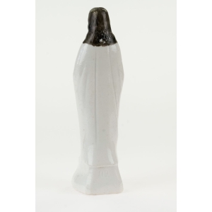 45439 STARA PORCELANOWA FIGURKA PANA JEZUSA Z GOREJĄCYM SERCEM (4).jpg