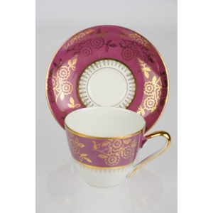44057 STARA ROLE FILIŻANKA ZE SPODKIEM Z LILIOWO-RÓŻOWYM SZLACZKI ZE ZŁOTYMI KWIATAMI (3).jpg