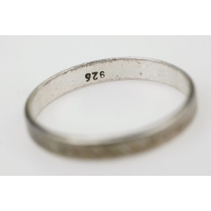 45965 STARA SREBRNA OBRĄCZKA R. 15 PRÓBA 925 WAGA 1 4 G (3).jpg