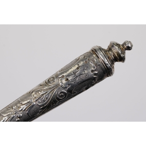 46657 BINDER WILHELM NÓŻ DO MASŁA ZE SREBRNYMI TRZONKAMI PRÓBA 800 (2).jpg