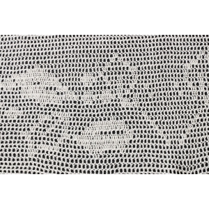 47215 SZYDEŁKO KREMOWY OBRUS WZÓR W KWIATECZKI 150 CM X 130 CM (2).jpg