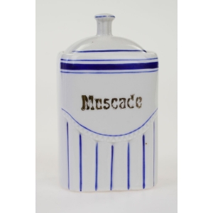 48651 FRANCJA PORCELANOWY POJEMNICZEK KUCHENNY NA GAŁKĘ MUSZKATOŁOWA (2).jpg
