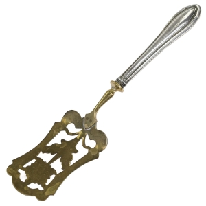 48700 ŚLICZNA AŻUROWA ŁOPATKA DO DESERÓW CIAST ZE SREBRNYM TRZONKIEM PRÓBY 800 (1).jpg