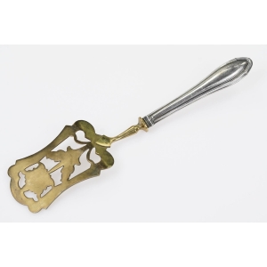 48700 ŚLICZNA AŻUROWA ŁOPATKA DO DESERÓW CIAST ZE SREBRNYM TRZONKIEM PRÓBY 800 (2).jpg