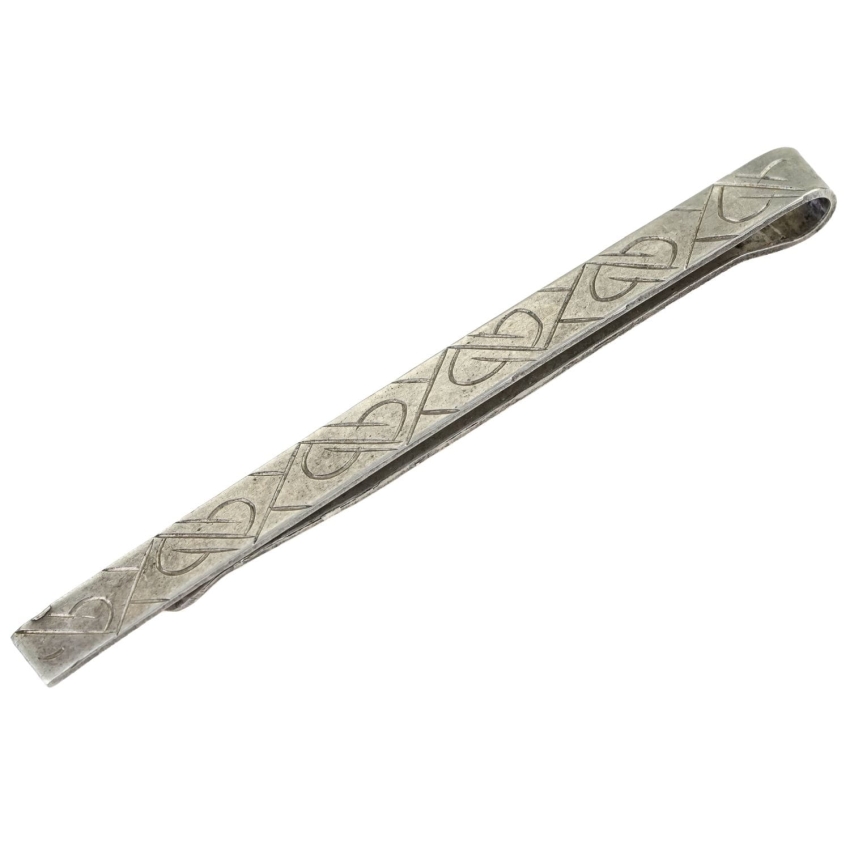 48735 ORNO SREBRNA SPINKA DO KRAWATA Z RYTOWANYM WZOREM WAGA 8 G (1).jpg