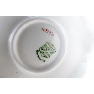 51928 WEIMAR SECESJA BIAŁA CUKIERNICZKA RELIEFY I PASTELOWE KWIATY (7).JPG