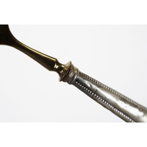 52139 ŚLICZNY WIDELEC DO SARDYNEK SZPROTEK ZE SREBRNYM TRZONKIEM PRÓBY 800 (4).JPG