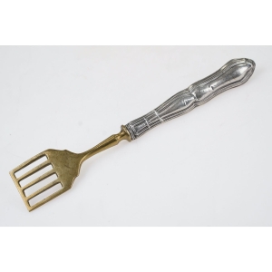 52358 RZADKO SPOTYKANY WIDELEC DO SZPROTEK SARDYNEK ZE SREBRNYM TRZONKIEM PRÓBY 800 (2).JPG