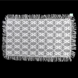 KORONKA MASZYNOWA BIAŁY LEJĄCY STARY OBRUS Z FRĘDZLAMI 119 X 69 CM