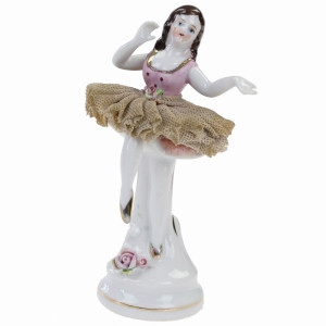 54332 OKUPOWANA JAPONIA ŚLICZNA FIGURKA BALETNICY TANCERKI Z FILIGRANOWEJ SPÓDNICY DAMA TANCERKA W KRYNOLINACH (1).jpg