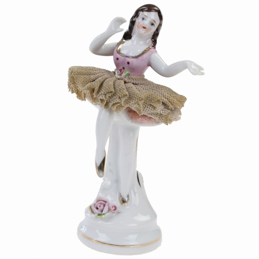 54332 OKUPOWANA JAPONIA ŚLICZNA FIGURKA BALETNICY TANCERKI Z FILIGRANOWEJ SPÓDNICY DAMA TANCERKA W KRYNOLINACH (1).jpg