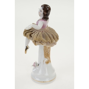 54332 OKUPOWANA JAPONIA ŚLICZNA FIGURKA BALETNICY TANCERKI Z FILIGRANOWEJ SPÓDNICY DAMA TANCERKA W KRYNOLINACH (5).JPG