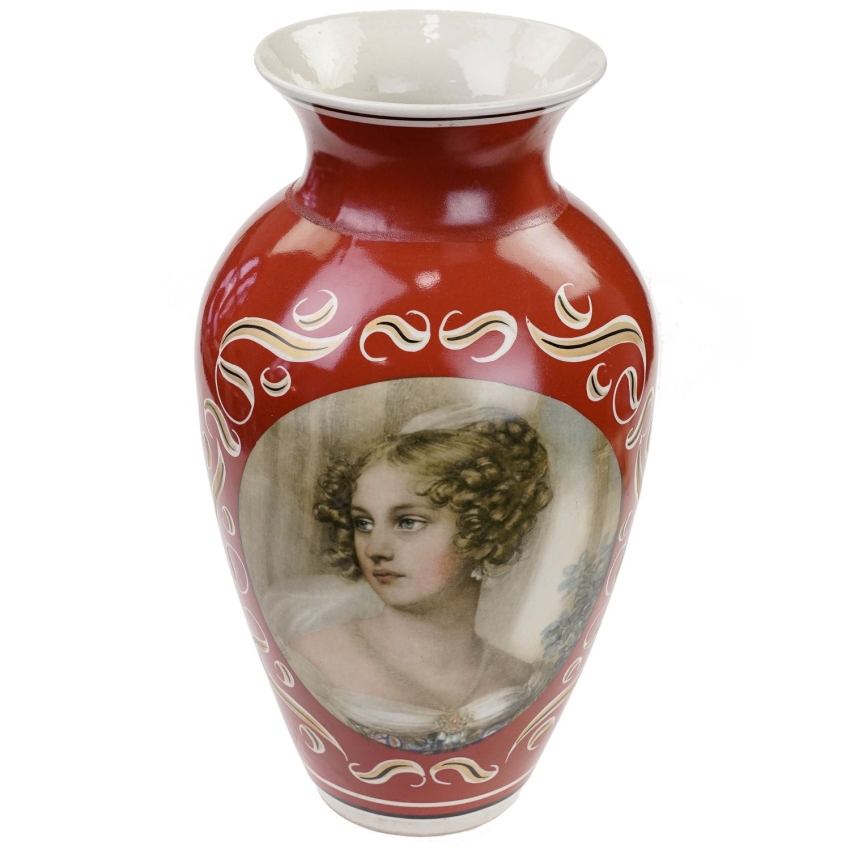 54444 CHODZIEŻ OLBRZYM CZERWONY WAZON Z PORTRETEM NATALII POTOCKIEJ 43 CM (1).jpg