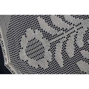 56139 SZYDEŁKO ŚLICZNY STAREŃKI KREMOWY OBRUS W KWIATY 128 X 97 CM (2).JPG