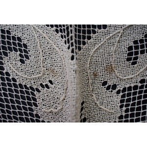 56141 KOŁEK ŚLICZNY STAREŃKI OBRUS Z FRĘDZLAMI 150 X 120 CM (7).JPG