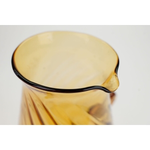 56318 HUTA LAURA BURSZTYNOWY DZBANEK DO WODY SOKÓW POLSKIE SZKŁO ARTYSTYCZNE (2).JPG