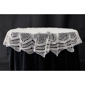 56653 KREMOWY ŚLICZNY OBRUS ROBIONY NA DRUTACH ŚR. 98 CM (2).JPG