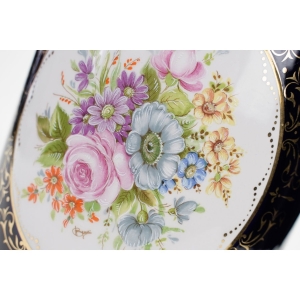 56791 WŁOCHY DUŻY CERAMICZNY WAZON KOBALT I MEDALION Z KWIATAMI (4).JPG