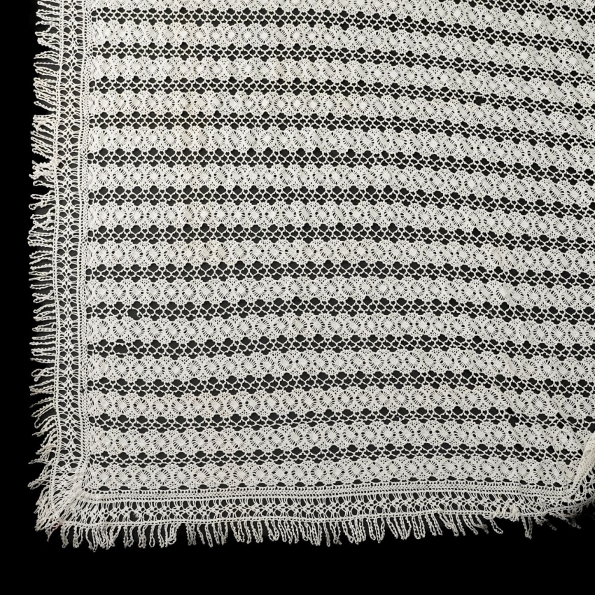 57333 SZYDEŁKO PAJĄCZKI AŻUROWY OBRUS KAPA NARZUTA 220 X 200 CM (1).JPG