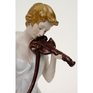57440 DUŻA PORCELANOWA RĘCZNIE MALOWANA FIGURKA SKRZYPACZKI DZIEWCZYNY GRAJĄCEJ NA SKRZYPCACH (2).JPG