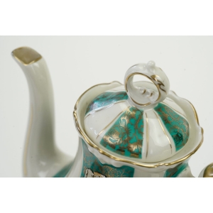 57796 ALKA-KUNST KOŚĆ SŁONIOWA ZIELEŃ I ZŁOTE WZORY GARNITUR DO KAWY (2).JPG