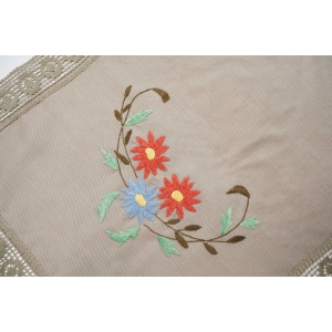 59260 BEŻOWY HAFTOWANY BIEŻNIK SERWETA KWIATY HAFT WYPUKŁY 135 X 50 CM (2).JPG