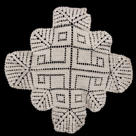 59968 SZYDEŁKO SERWETA O CIEKAWYM KSZTAŁCIE.jpg
