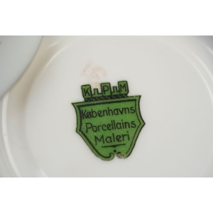 60120 C.T. ALTWASSERKPM KOPENHAGA BIAŁA MOKKA FILIŻANKA ZE SPODKIEM ZE ZŁOCENIAMI (5).JPG