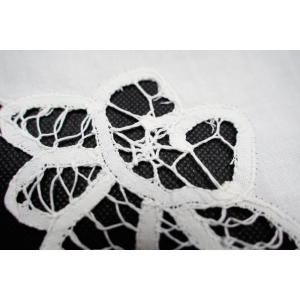 60430 KOMPLET SZEŚCIU BIAŁYCH SERWET PŁÓTNO I KORONKA BRUKSELSKA (3).JPG