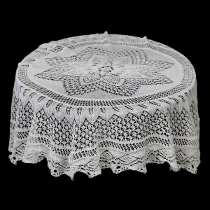 BIAŁY INTRYGUJĄCY OWALNY OBRUS ROBIONY NA DRUTACH 145 X 110 CM