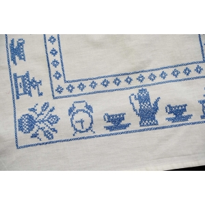 61803 HAFT KRZYŻYKOWY DZBANKI MŁYNKI I FILIŻANKI OBRUS HAFT KRZYŻYKOWY 75 X 70 CM (2).jpg