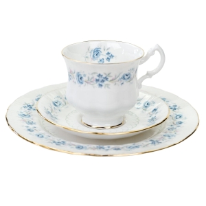 61887 ROYAL MALVERN BIEL I NIEBIESKIE KWIATKI ELEGANCKA ŚNIADANIÓWKA (1).jpg