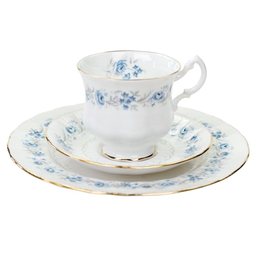 61887 ROYAL MALVERN BIEL I NIEBIESKIE KWIATKI ELEGANCKA ŚNIADANIÓWKA (1).jpg