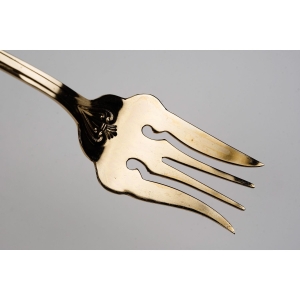 61949 DUŻY WIDELEC DO RYB W ZŁOTYM KOLORZE TRZONEK Z RÓŻĄ (3).jpg