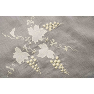 62465 BATYST OBRUS HAFT WYPUKŁY WINOGRONA 90 X 87 CM (3).jpg
