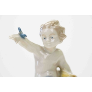 62597 LIPPELSDORF 4 PORY ROKU ZIMA RĘCZNIE MALOWANA FIGURKA AMORKA GOLASKA ZE SNOPKIEM ZBOŻA (2).jpg