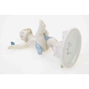 62597 LIPPELSDORF 4 PORY ROKU ZIMA RĘCZNIE MALOWANA FIGURKA AMORKA GOLASKA ZE SNOPKIEM ZBOŻA (5).jpg