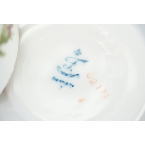 62613 FÜRSTENBERG ŚLICZNA ŚNIADANIÓWKA Z RÓŻAMI Z FILIŻANKĄ DO MOKKI (5).jpg