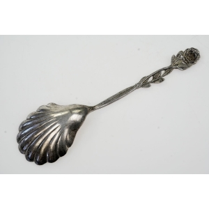 62700 SREBRO PRÓBA 800 ŁYŻKA SERWINGOWA MUSZLA Z RÓŻĄ WAGA 51 G (4).jpg