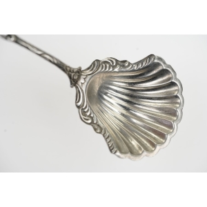 62701 SREBRO PRÓBA 835 ŁYŻKA SERWINGOWA MUSZLA Z RÓŻĄ WAGA 25,3 G (3).jpg