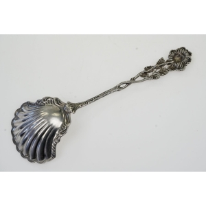 62701 SREBRO PRÓBA 835 ŁYŻKA SERWINGOWA MUSZLA Z RÓŻĄ WAGA 25,3 G (4).jpg